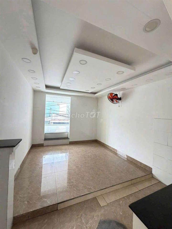 CHO THUÊ NHÀ GÓC 2MT ĐƯỜNG SỐ 4 P16 GÒ VẤP