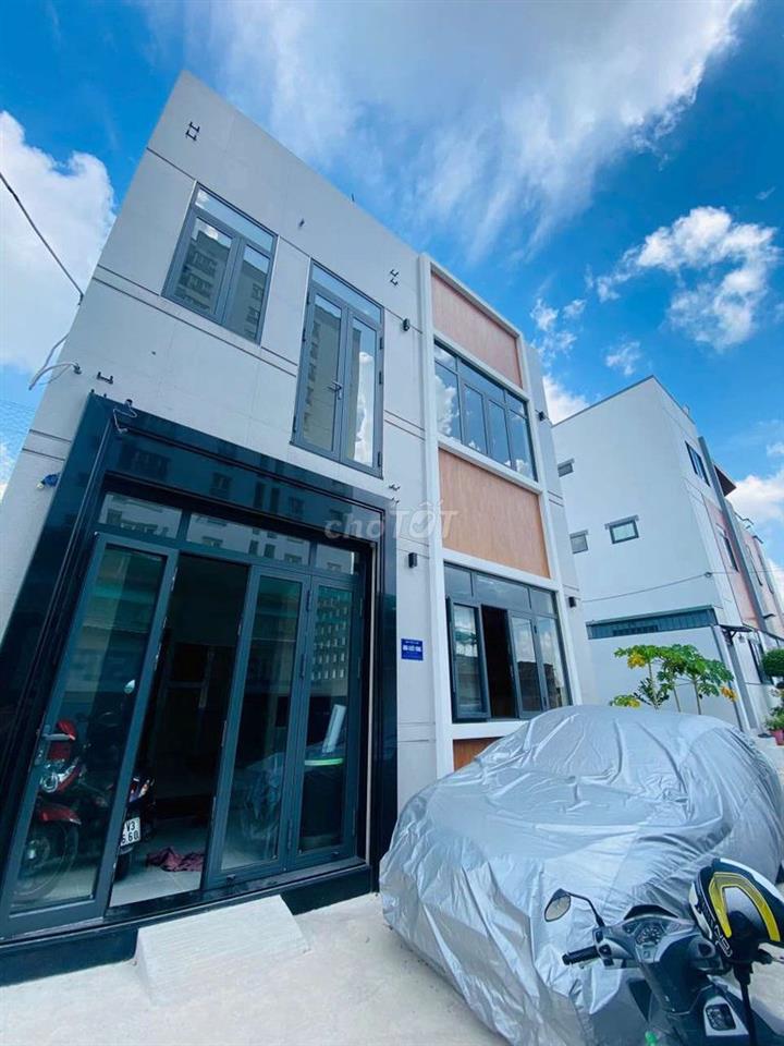 CHO THUÊ NHÀ XE HƠI ĐẬU CỬA NGUYỄN VĂN DUNG P6 3PN 2WC