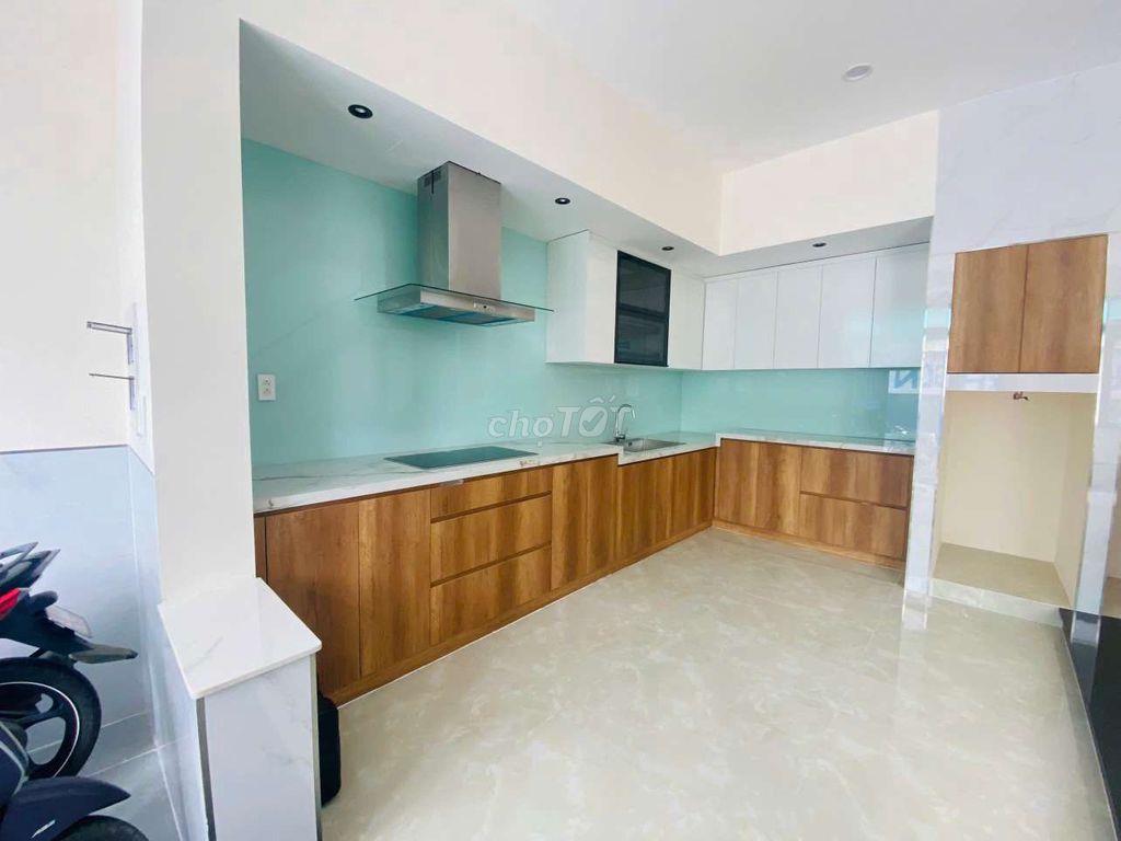 CHO THUÊ NHÀ XE HƠI ĐẬU CỬA NGUYỄN VĂN DUNG P6 3PN 2WC