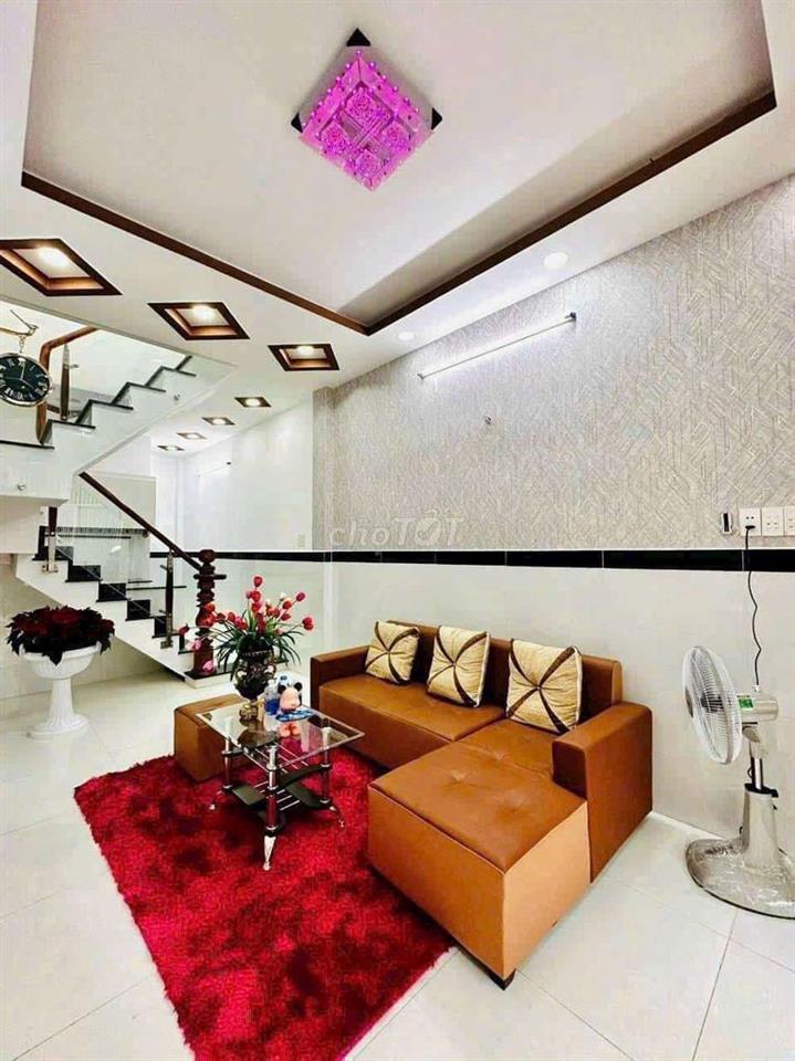CHO THUÊ NHÀ NỘI THẤT CƠ BẢN 2PN 2WC NGUYỄN TƯ GIẢN P12 GÒ VẤP