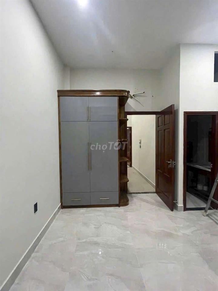 CHO THUÊ NHÀ MỚI XÂY HẺM 854 THỐNG NHẤT P15 3PN 4WC