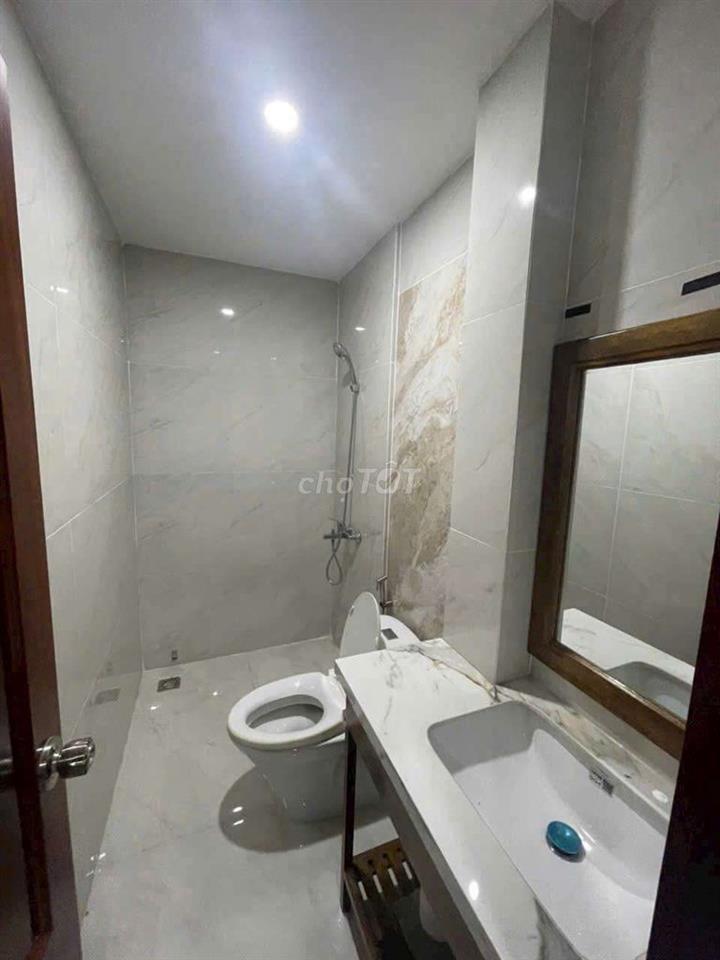 CHO THUÊ NHÀ MỚI XÂY HẺM 854 THỐNG NHẤT P15 3PN 4WC