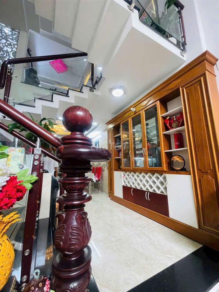 CHO THUÊ NHÀ KHU ĐỒNG BỘ VIP 5PN 5WC THỐNG NHẤT P16 GÒ VẤP