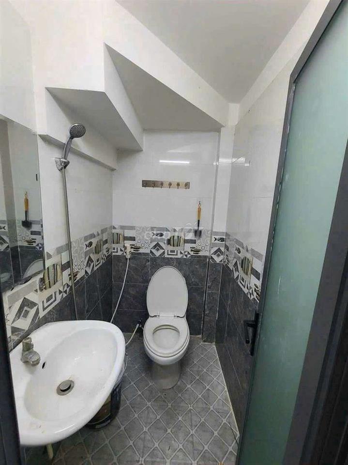 CHO THUÊ NHÀ HXH THÔNG 2PN 3WC DS51 P14 GÒ VẤP