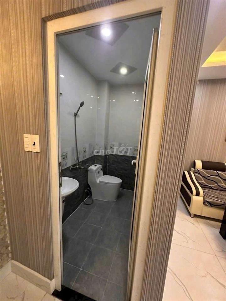 CHO THUÊ NHÀ HẺM XE TẢI THÔNG 4PN 6WC LÊ VĂN THỌ P9 GÒ VẤP