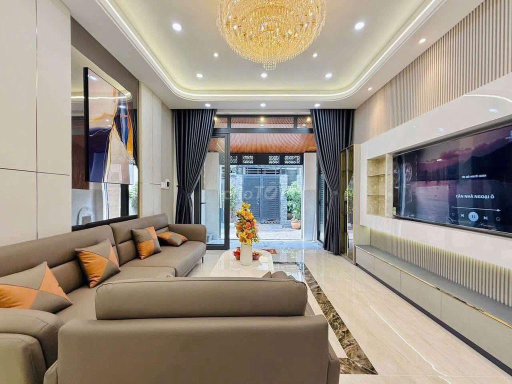 CHO THUÊ NHÀ NGUYÊN CĂN FULL NỘI THẤT 5PN 4WC PHƯỜNG 13 GÒ VẤP