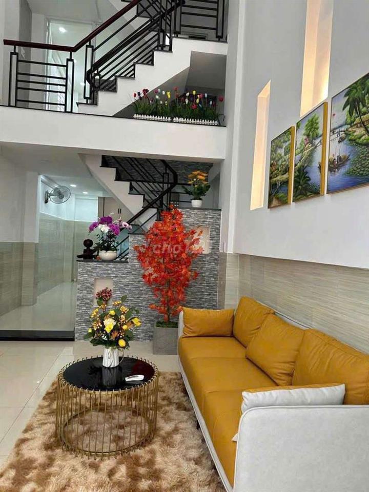 CHO THUÊ NHÀ FULL NỘI THẤT 5PN 3WC ĐS4 P16 GÒ VẤP