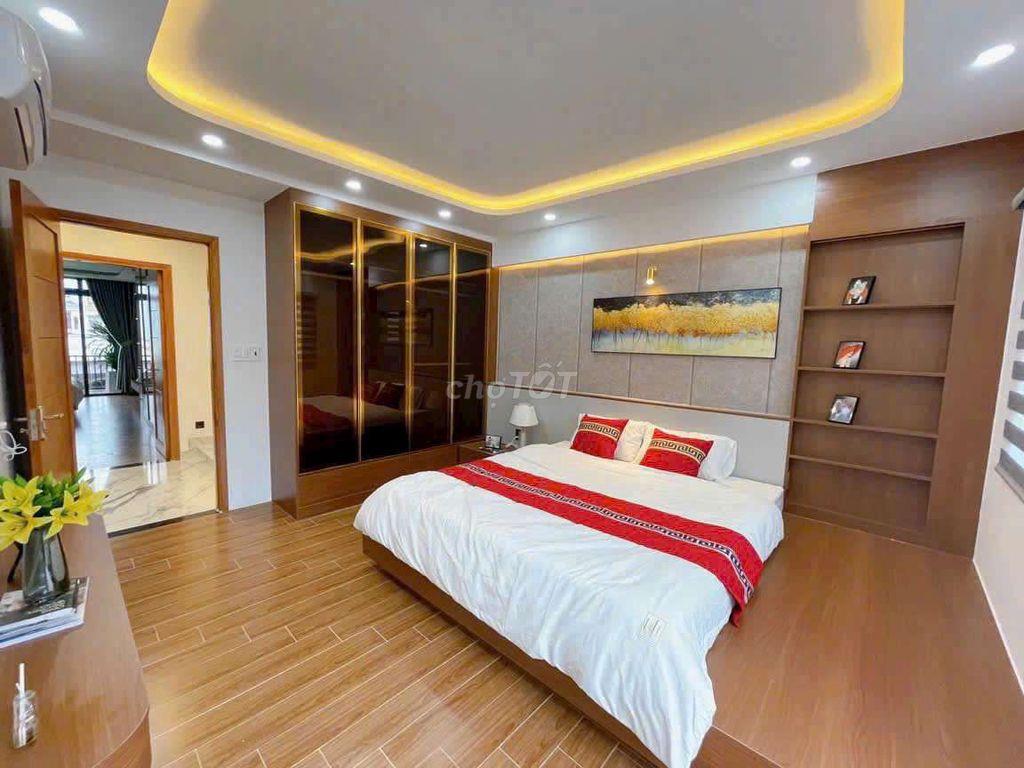 CHO THUÊ NHÀ FULL NỘI THẤT 4PN 5WC GARA OTTO DS8 P11 GÒ VẤP
