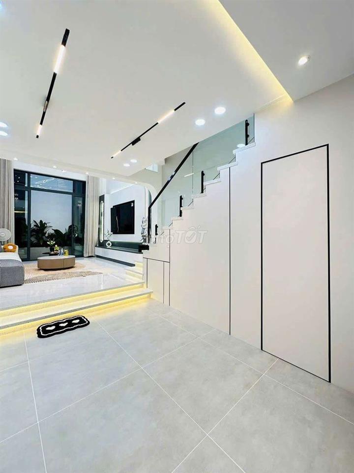 CHO THUÊ NHÀ FULL NỘI THẤT GARA OTO 4PN 6WC QUANG TRUNG P8 GÒ VẤP