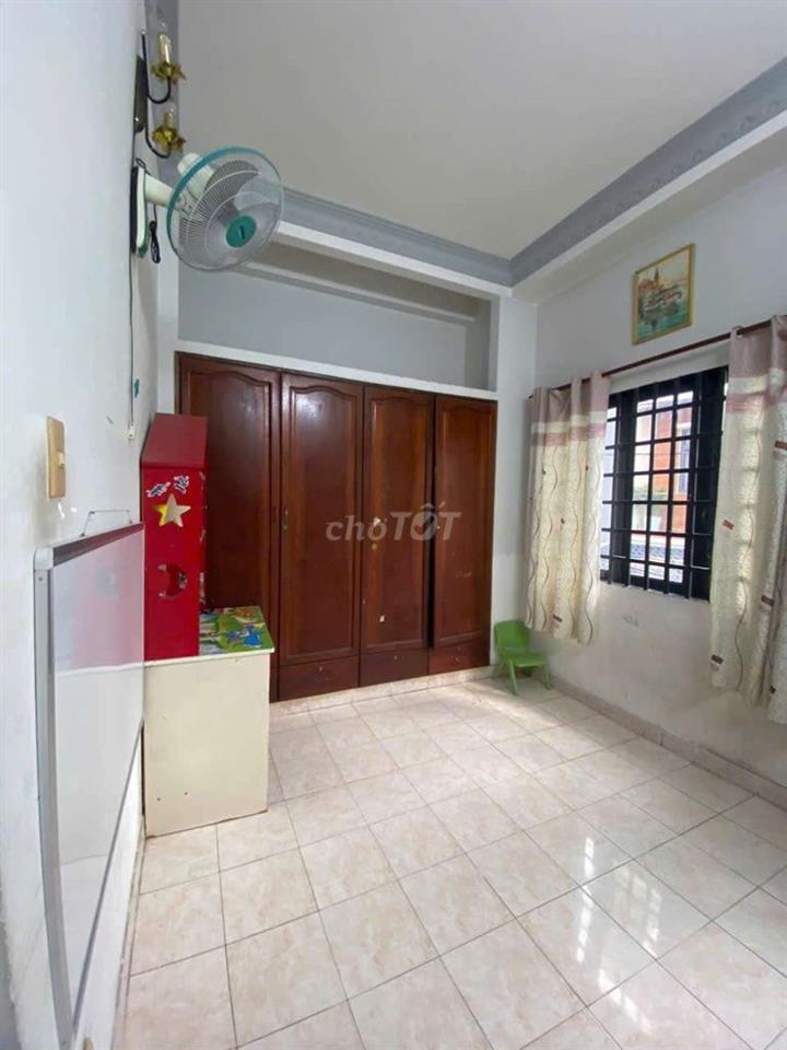 CHO THUÊ NHÀ HẢM XE TẢI ĐẬU CỬA NỘI THẤT CƠ BẢN PHAN HUY ÍCH P14 3P 2W