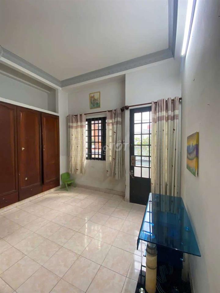 CHO THUÊ NHÀ HẢM XE TẢI ĐẬU CỬA NỘI THẤT CƠ BẢN PHAN HUY ÍCH P14 3P 2W