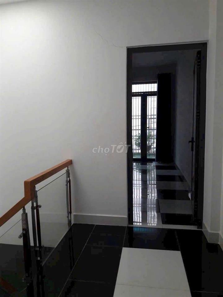 CHO THUÊ NHÀ 2PN 2WC THỐNG NHẤT P16 DT KHỦNG