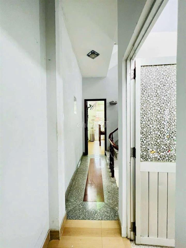 CHO THUÊ NHÀ 4PN 3WC SẴN MÁY LẠNH PHẠM VĂN CHIÊU P14 GÒ VẤP