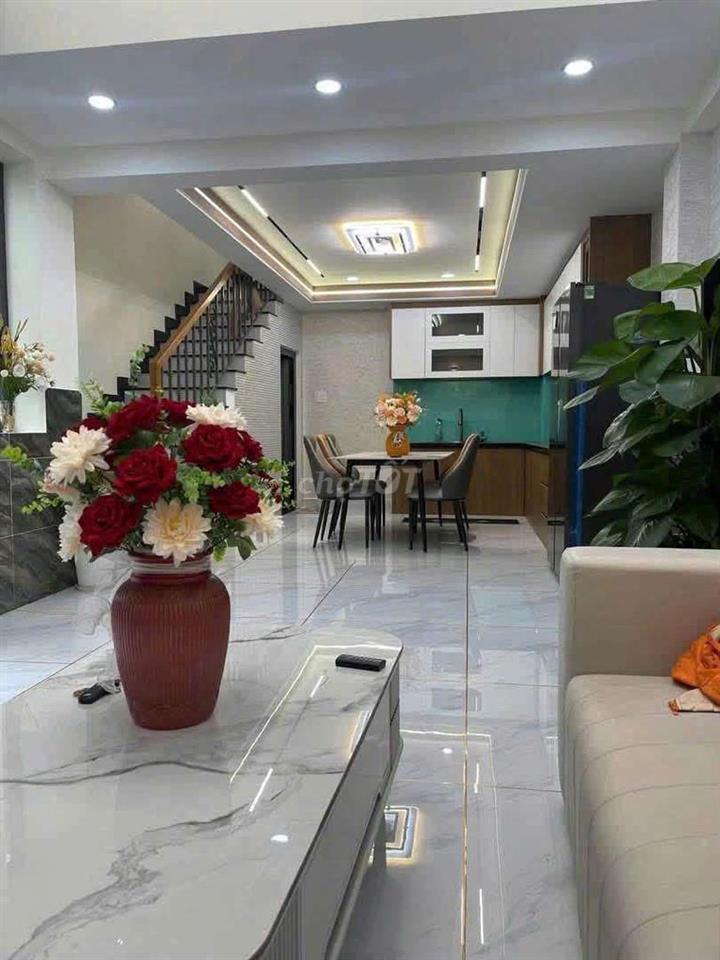 CHO THUÊ NHÀ 4PN 3WC SẴN NỘI THẤT THỐNG NHẤT P16 GÒ VẤP