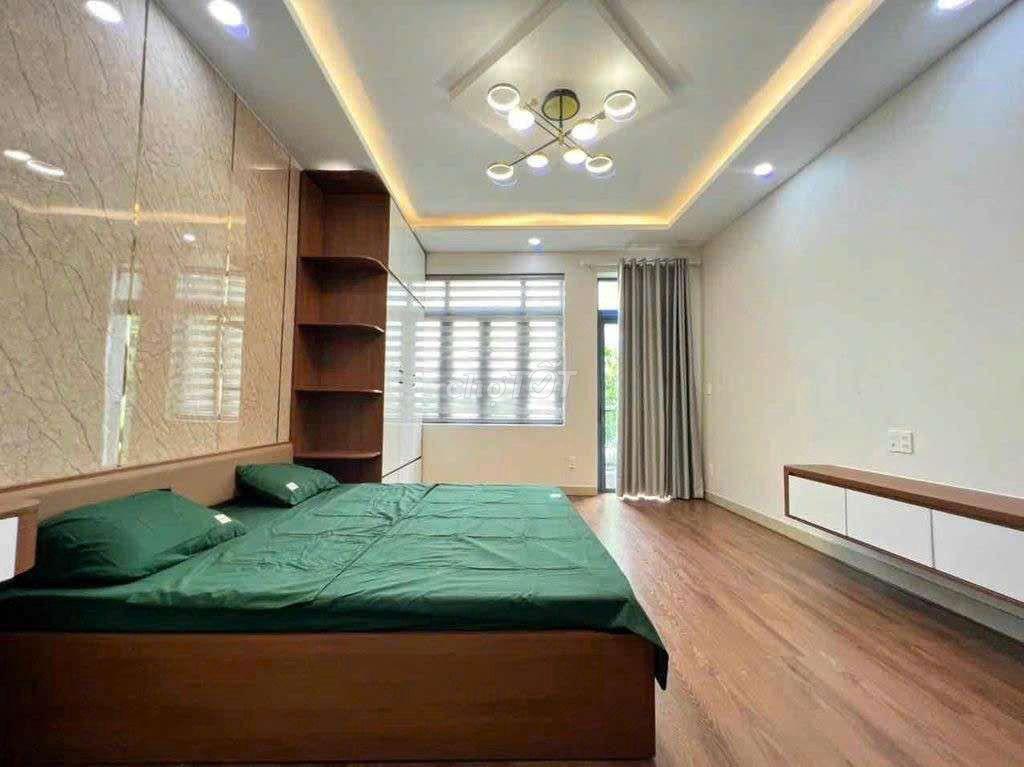 CHO THUÊ NHÀ HẺM XE TẢI 496 DUONG QUẢNG HÀM 3PN 4WC