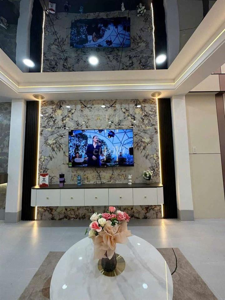CHO THUÊ NHÀ HXH FULL NỘI THÂT 3PN 4WC QUANG TRUNG P14