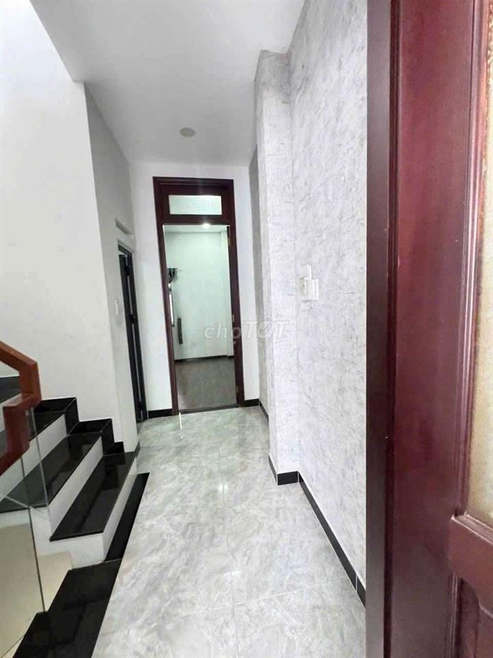 CHO THUÊ NHÀ HẺM XE TẢI THÔNG 5PN 3WC DS28 P6 GÒ VẤP