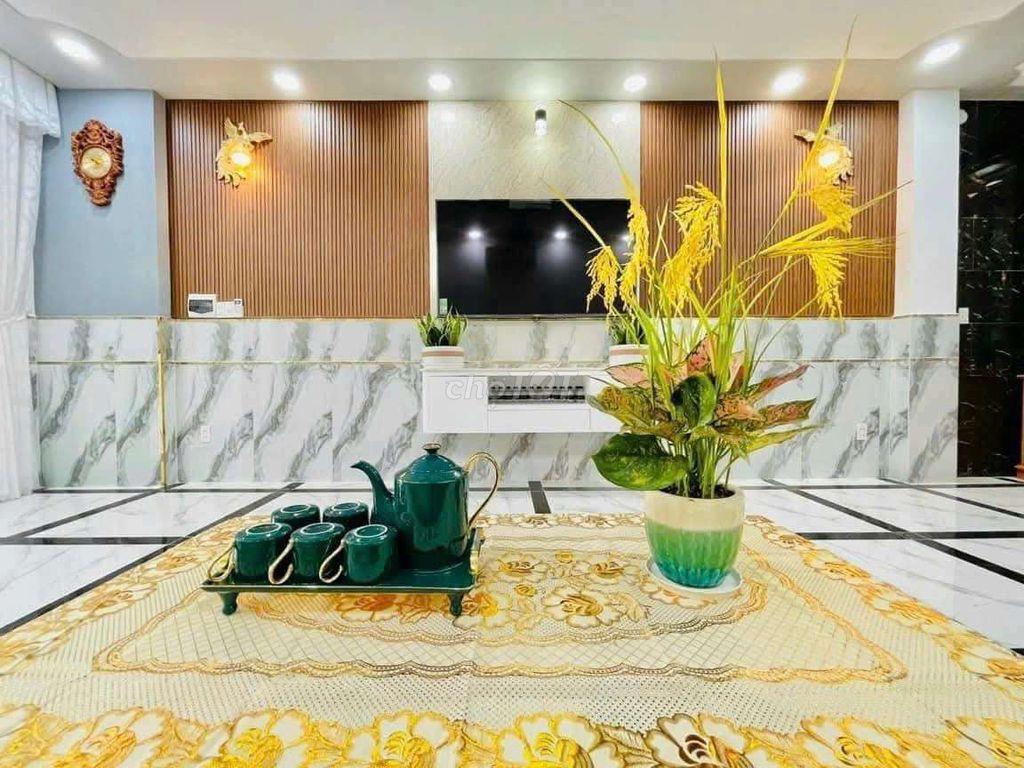 CHO THUÊ NHÀ FULL NỘI THẤT CÓ THANG MÁY 4PN 5WC MẲ TIỀN P11 GÒ VẤP