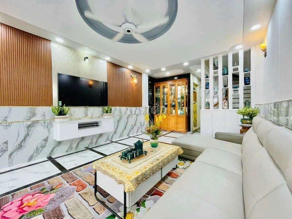 CHO THUÊ NHÀ FULL NỘI THẤT CÓ THANG MÁY 4PN 5WC MẲ TIỀN P11 GÒ VẤP