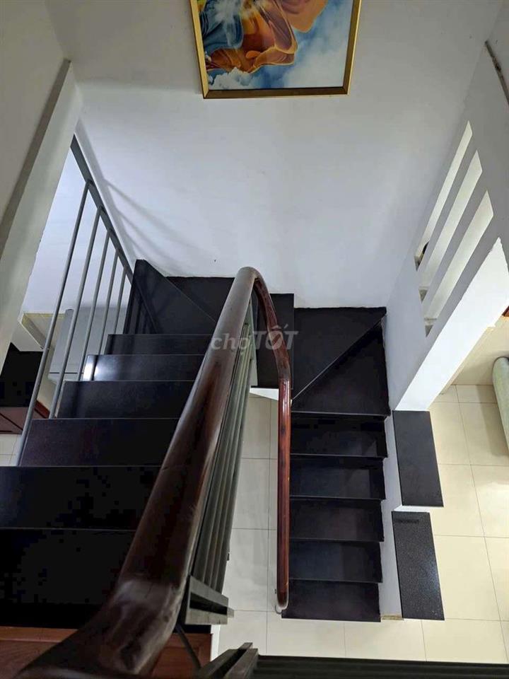 CHO THUÊ NHÀ FULL NỘI THẤT 2PN 2WC HẺM 49 DS51 P14 GÒ VẤP