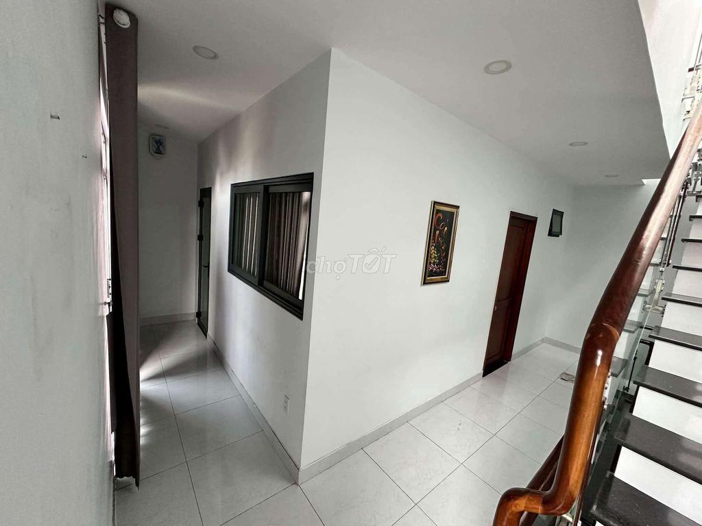 CHO THUÊ NHÀ FULL NỘI THẤT 2PN 3WC DS8 P11 GÒ VẤP
