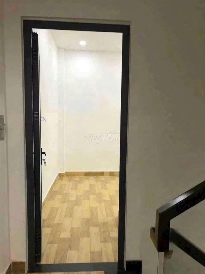CHO THUÊ NHÀ HXH 3PN 4WC NỘI THẤT CƠ BẢN LÊ ĐỨC THỌ P16 GÒ VẤP