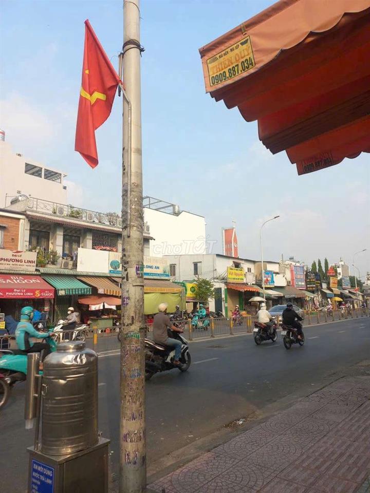 Cho thuê tòa nhà 5x44 mặt tiền đường đúc 6 lầu