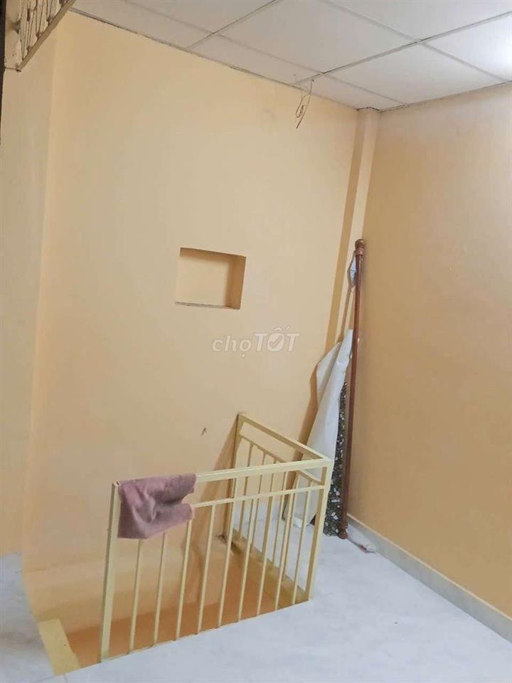 Chính chủ bán nhà SỔ HỔNG RIÊNG hẻm xe hơi thông