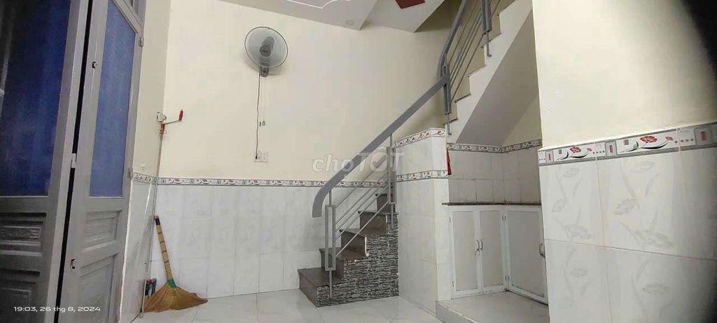 Bán nhà chính chủ Có số nhà quận. giấy kê khai