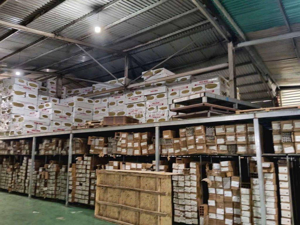 Cho thuê kho 1200m.Đường xe container. mặt tiền đường lê văn khương