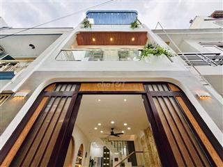 Chính chủ bán nhà mới xây dựng đẹp tặng full nội thất