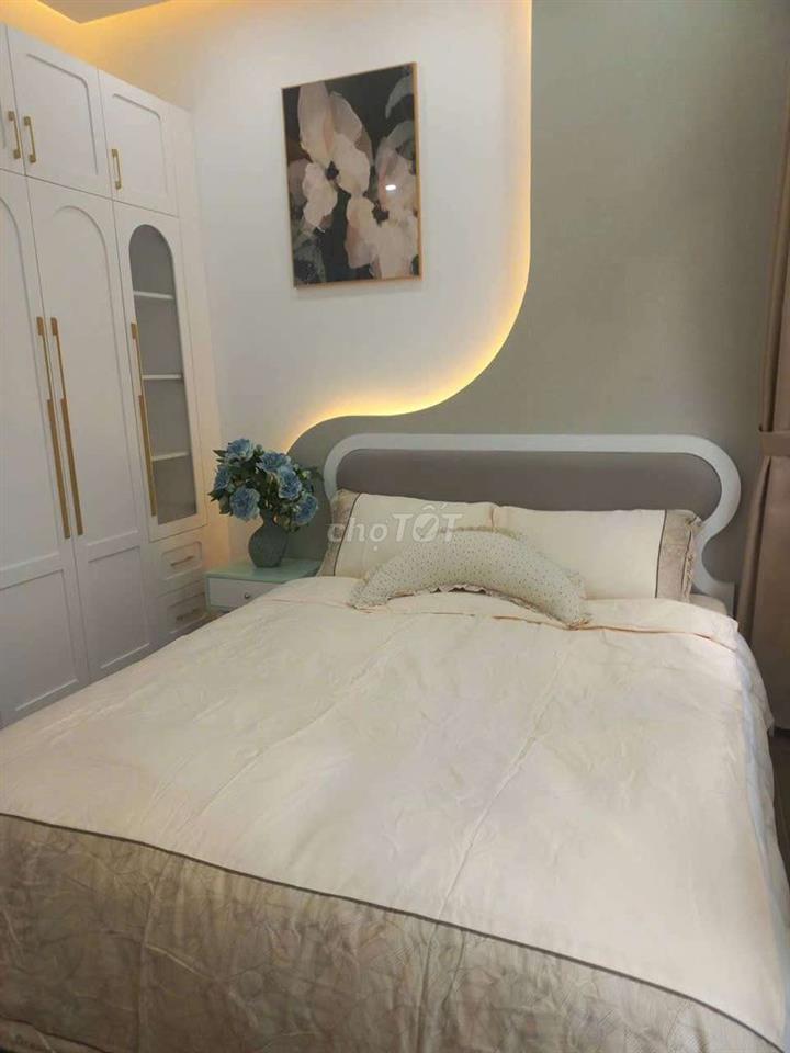 Chính chủ bán nhà mới xây dựng đẹp tặng full nội thất