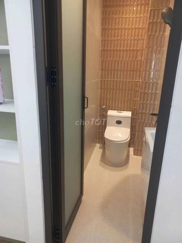 Chính chủ bán nhà mới xây dựng đẹp tặng full nội thất