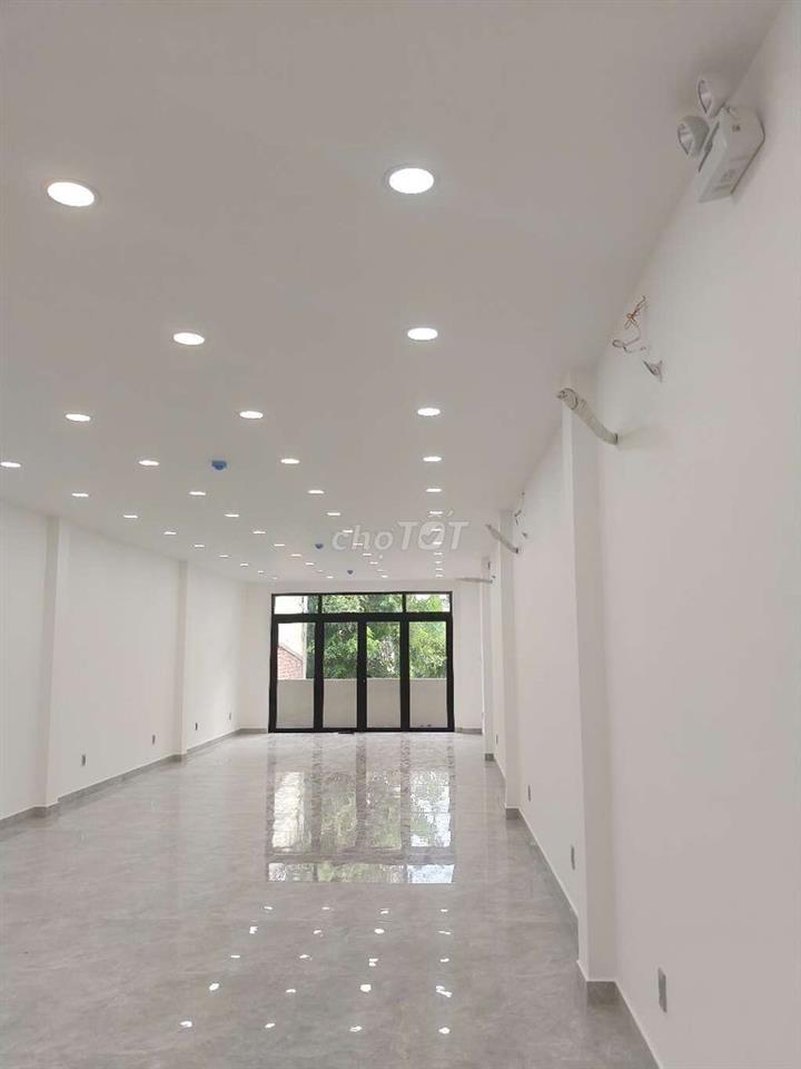Chính chủ cho thuê tòa nhà Mặt tiền Đường Quang Trung phường 10 .