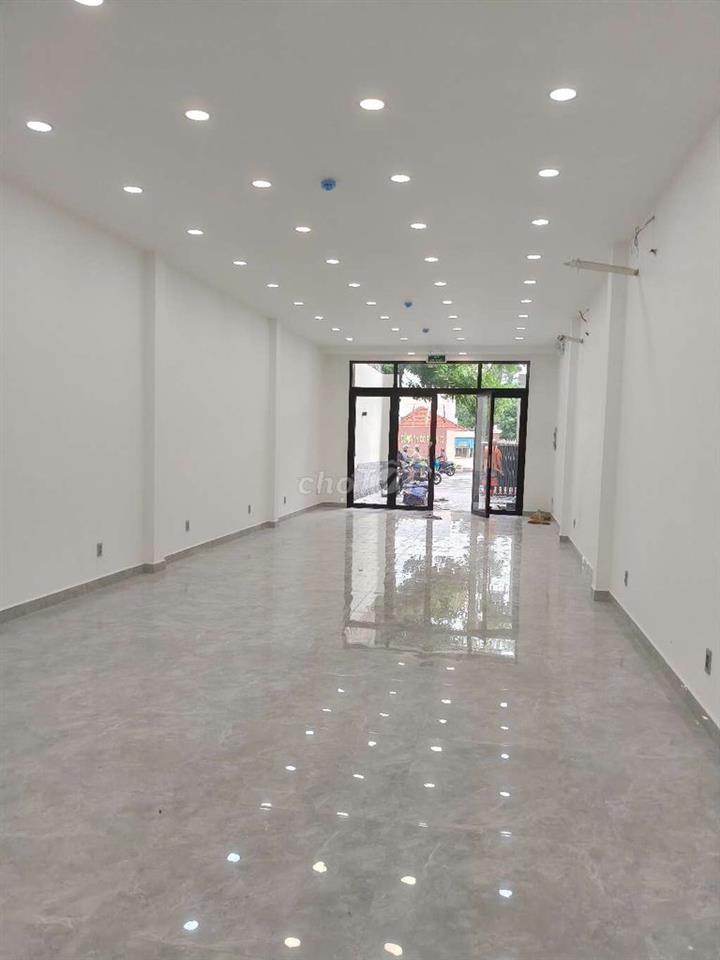 Chính chủ cho thuê tòa nhà Mặt tiền Đường Quang Trung phường 10 .