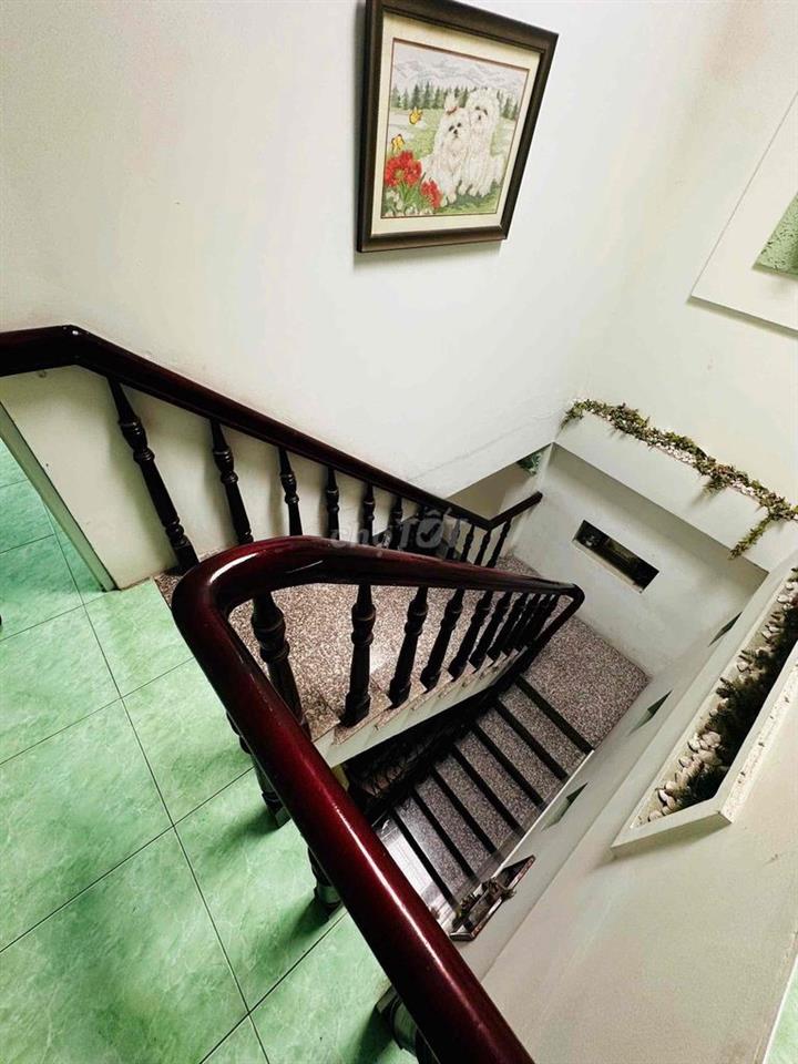 HIẾM P11 - SÁT TRƯỜNG NGUYỄN DU - 4.2x16M - TRỆT LẦU - 3PN - 4.99 TỶ
