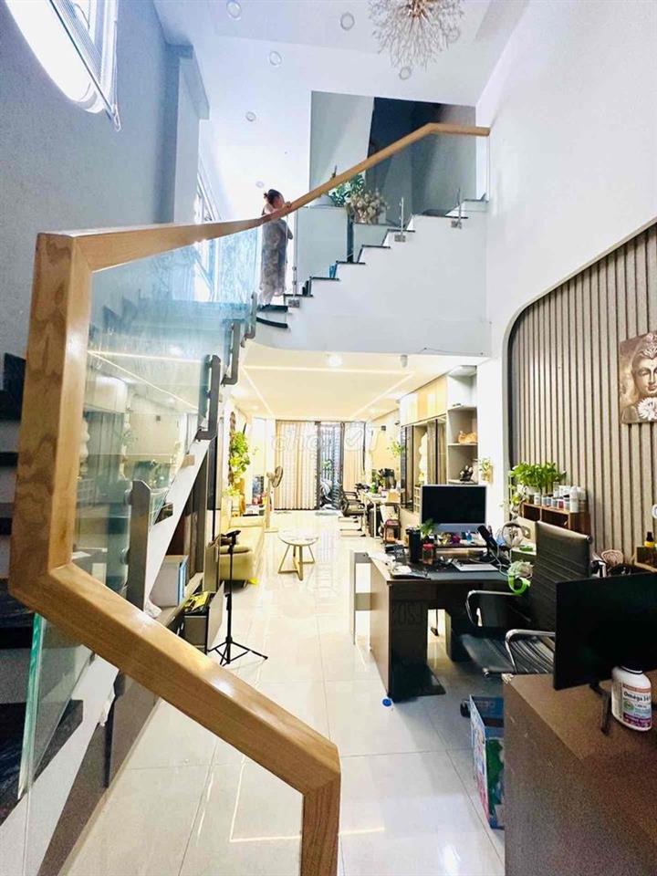 SIÊU PHẨM CĂN GÓC 3 MẶT TIỀN - HẺM XE HƠI THÔNG - 5 TẦNG - 4PN - 6.xxx