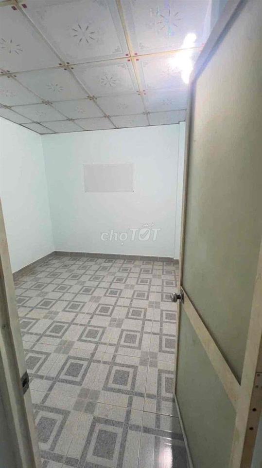 Nhà Thuê 4x10 1Lầu 2Pn 2Wc Hẻm 3m Phạm Văn Chiêu