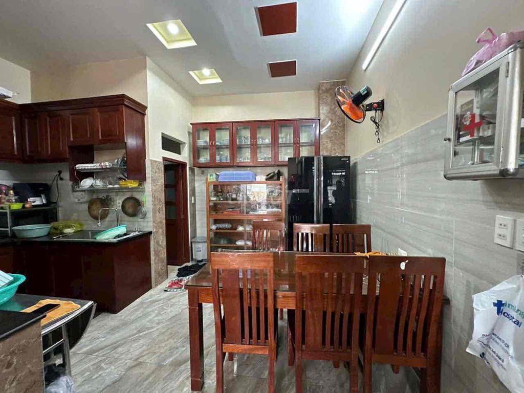 nhà chính chủ cần bán