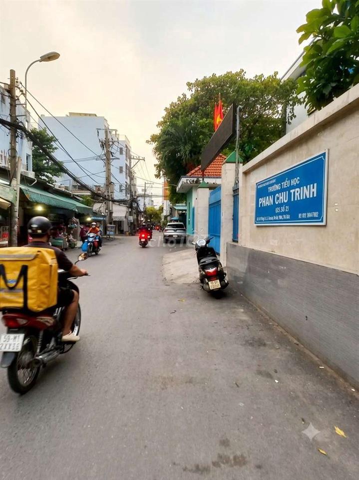 BÁN NHÀ THỐNG NHẤT, GÒ VẤP, C4 DT 90M², 4x16.2M, NỞ HẬU 6x8.2M,