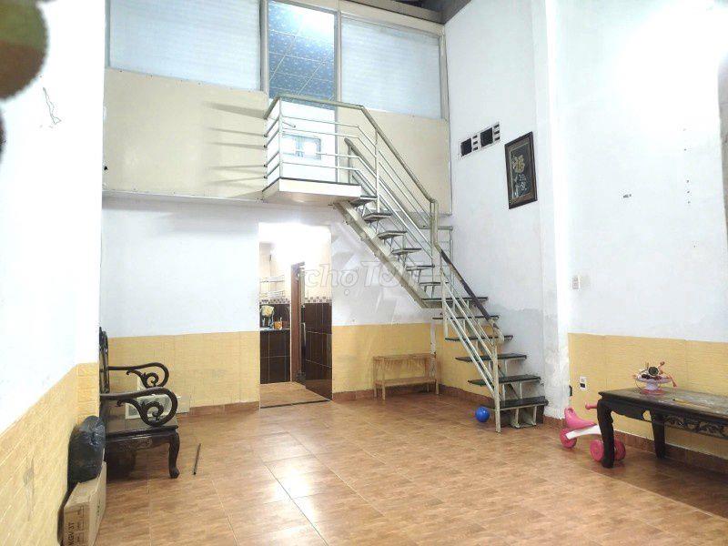 NHÀ CẤP 4 SÁT HẺM XE TẢI THÔNG - QUANG TRUNG, GÒ VẤP #96177304
