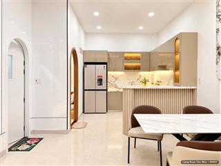 Nhà đẹp 3 tầng Nơ Trang Long Bình Thạnh 64m², nội thất mới