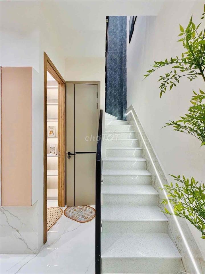 nhà đẹp quang trung xe hơi tới cửu 2tầng 40m2