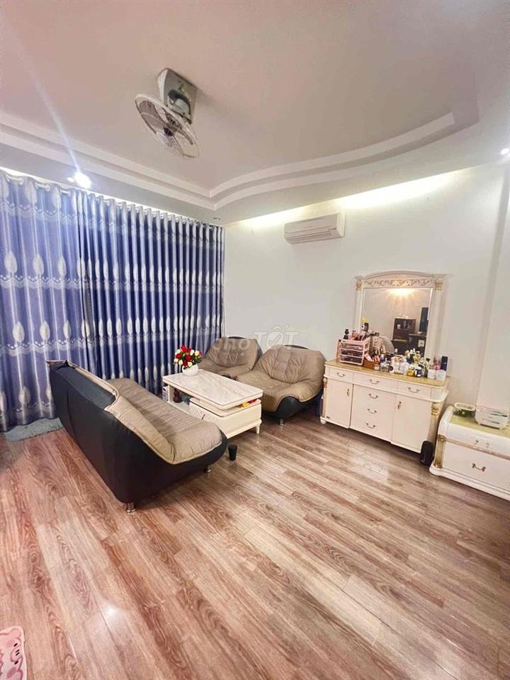 Cần bán nhà khu đô thị nhộn nhịp