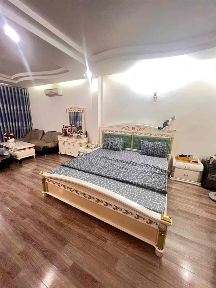 Cần bán nhà khu đô thị nhộn nhịp