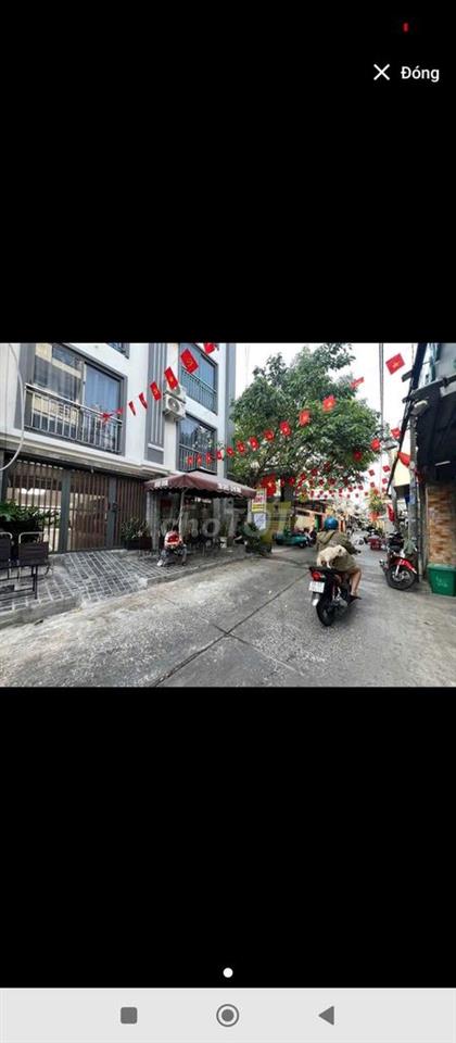 chủ gấp bán nhà dt đẹp,vị trí sát trường ĐH 