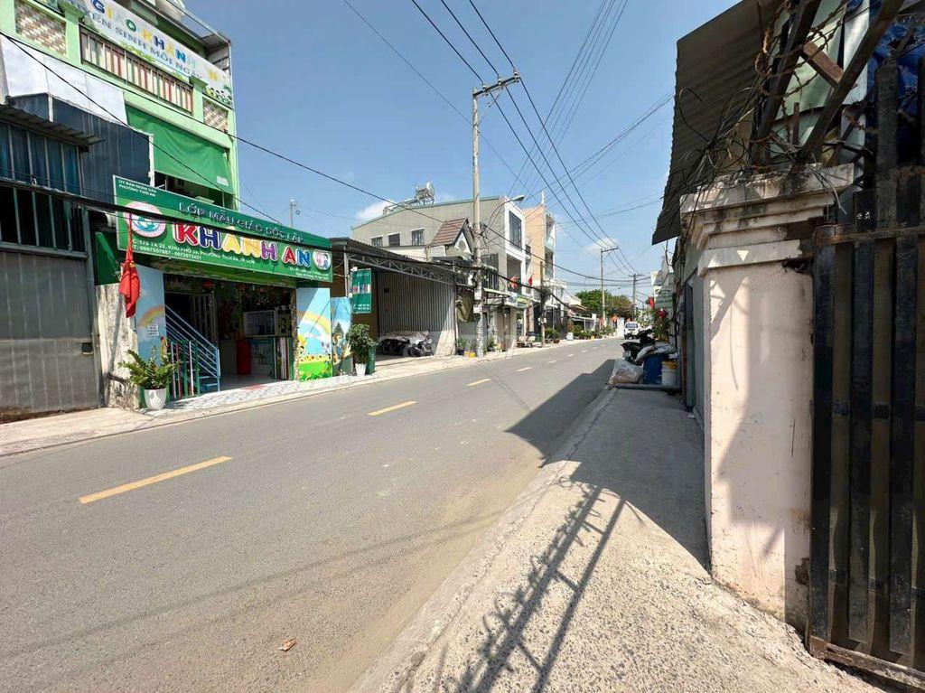 8 phòng có gác rất rộng giá 15tr