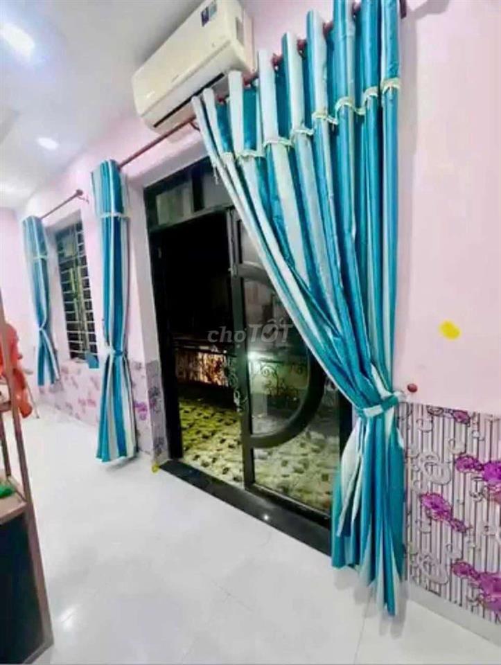 Chủ gấp bán nhà 3 lầu đường xe hơi 