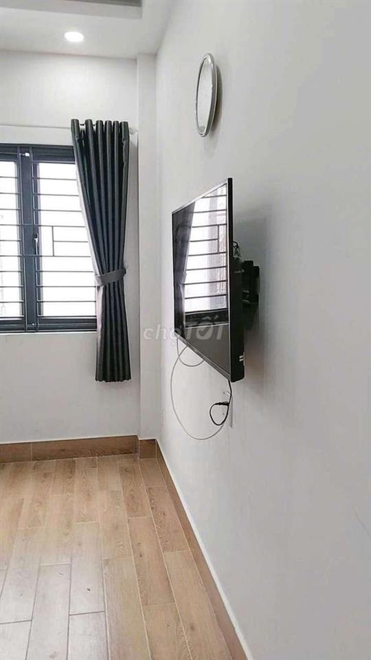 nhà SHR 62m2 _ 3 lầu _4pn_5wc, sân thượng