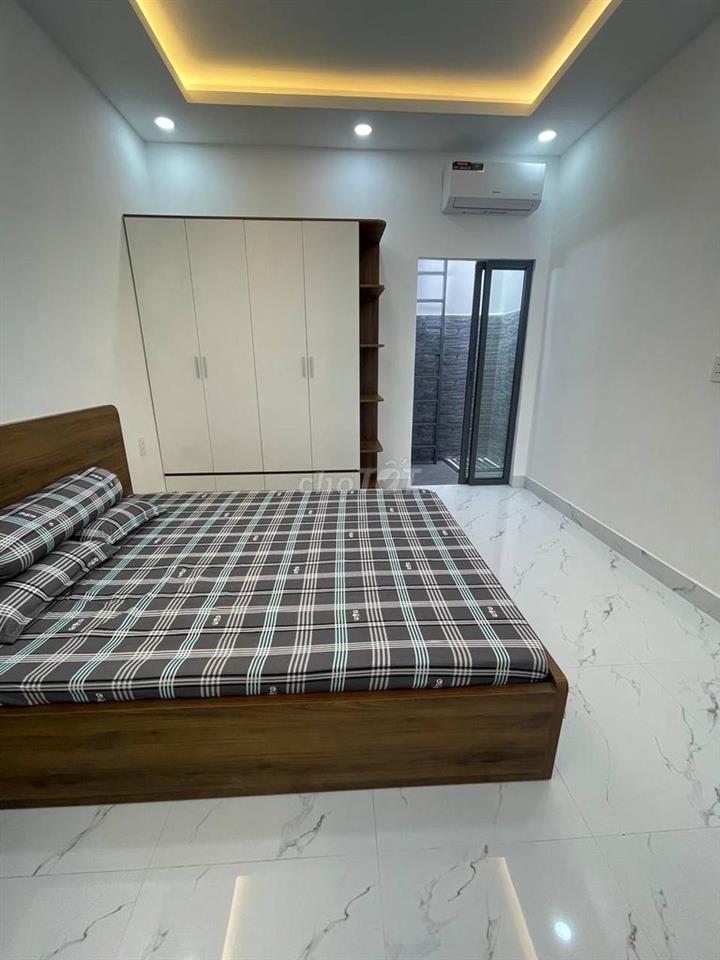THÂN GỬI HH 1% AC Đường số 8 hẻm 1 trục thông 3 pn 3 wc full nội thất